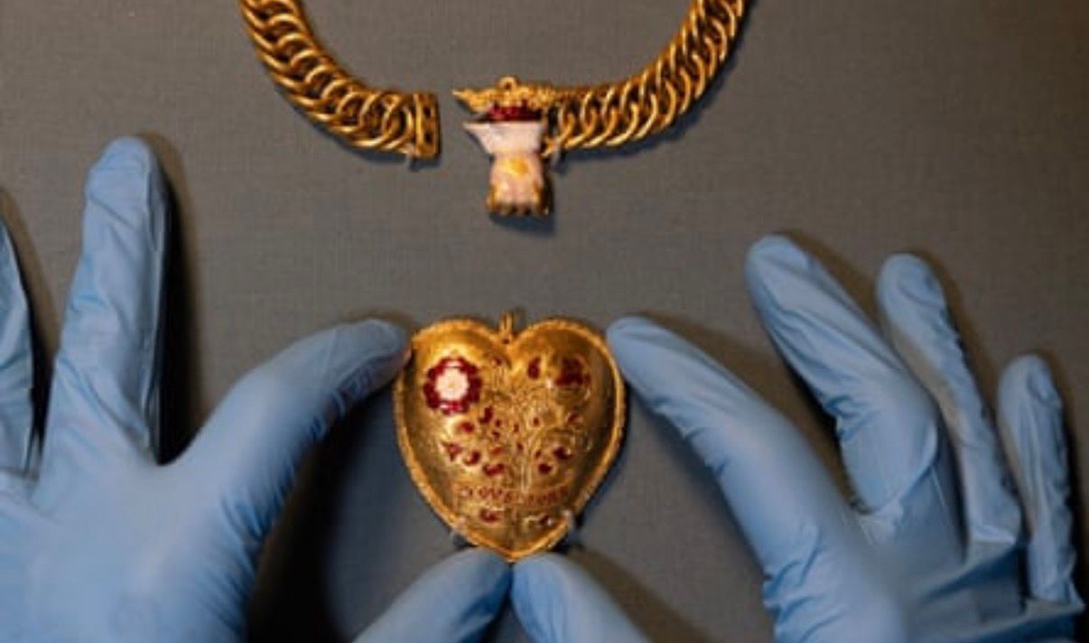 The Middleham Jewel - Medieval Gold Pendant